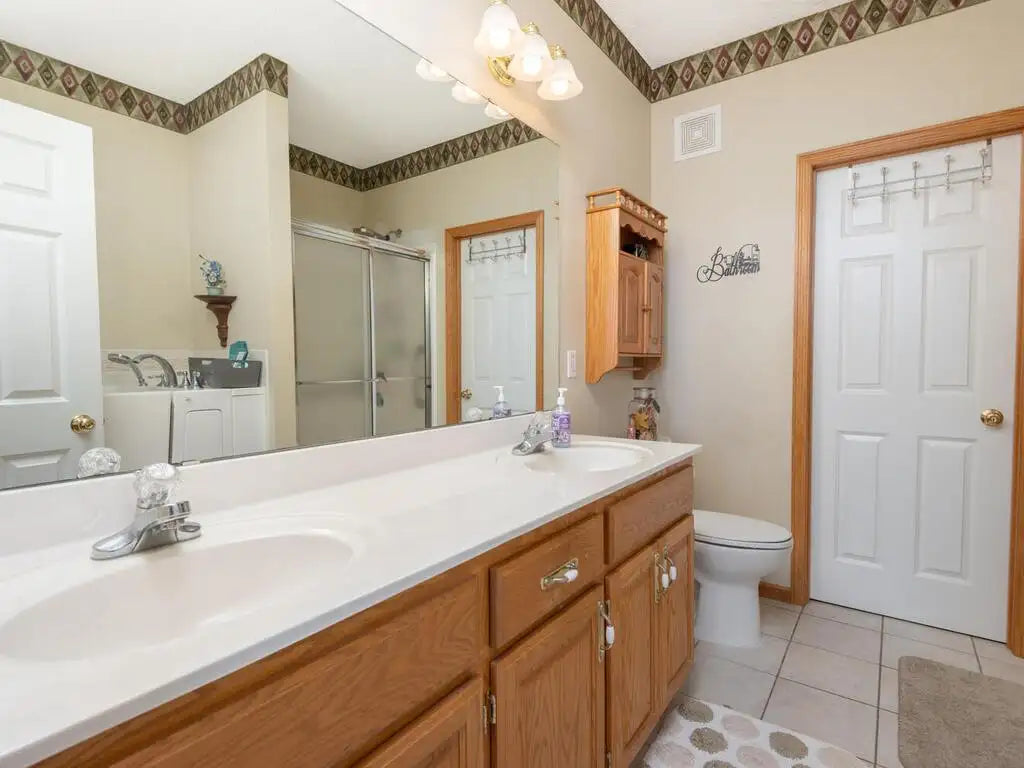 15157 Crestone Circle, Rosemount, MN 55068
