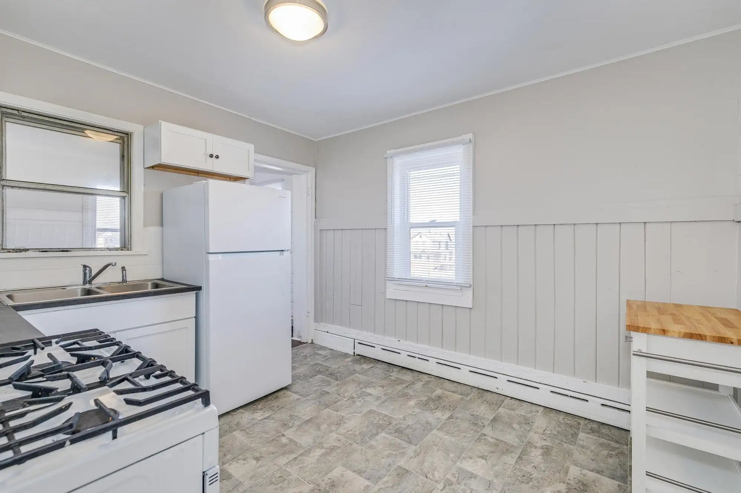 609 Dale Street, Saint Paul, MN 55103