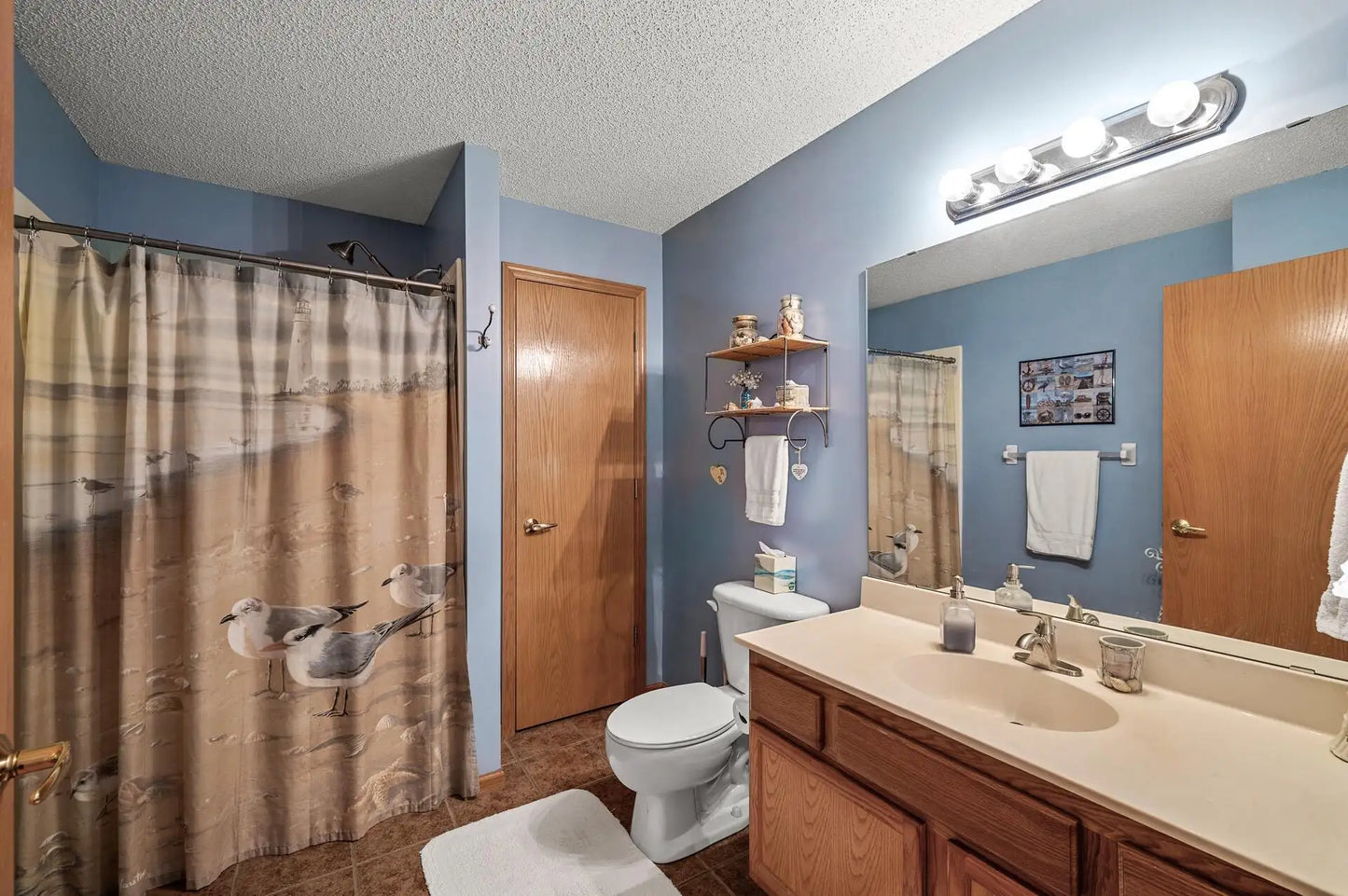 2231 Penn Place, North Saint Paul, MN 55109