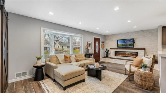 6930 Clay Avenue, Inver Grove Heights, MN 55076