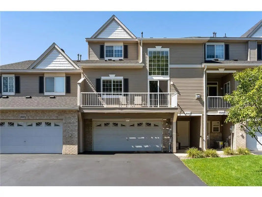 18227 Kerrville Trail, Lakeville, MN 55044